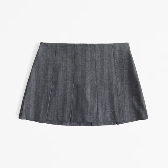 Mid Rise Pleated Mini Skort - Picture 1 of 3